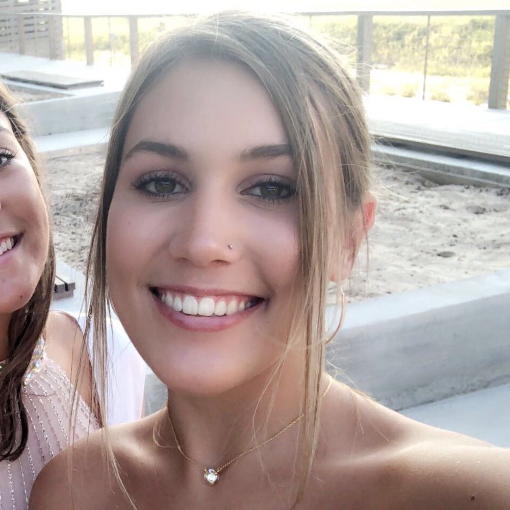 Meet your Posher, Jenna